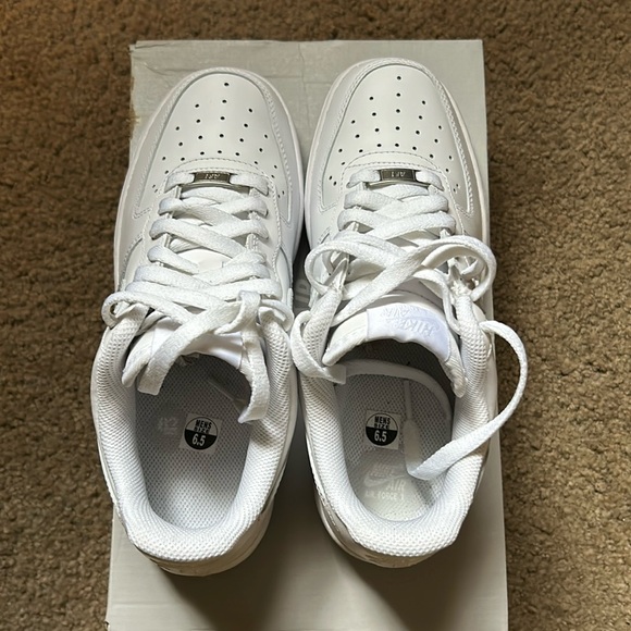 All white Nike Air Force 1’s - Picture 1 of 12